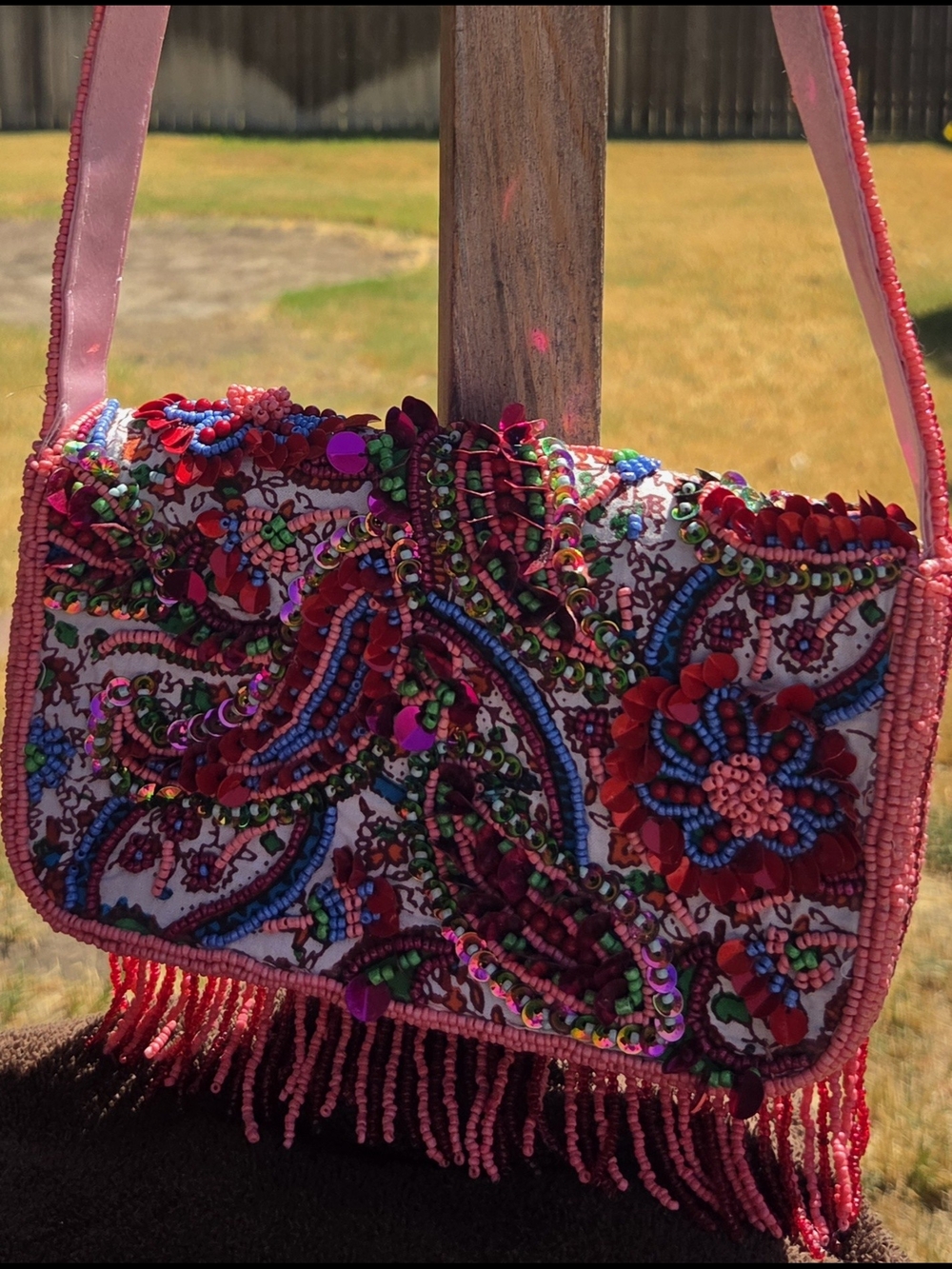 Beaded Floral Fringe Shoulder Bag in Pink
